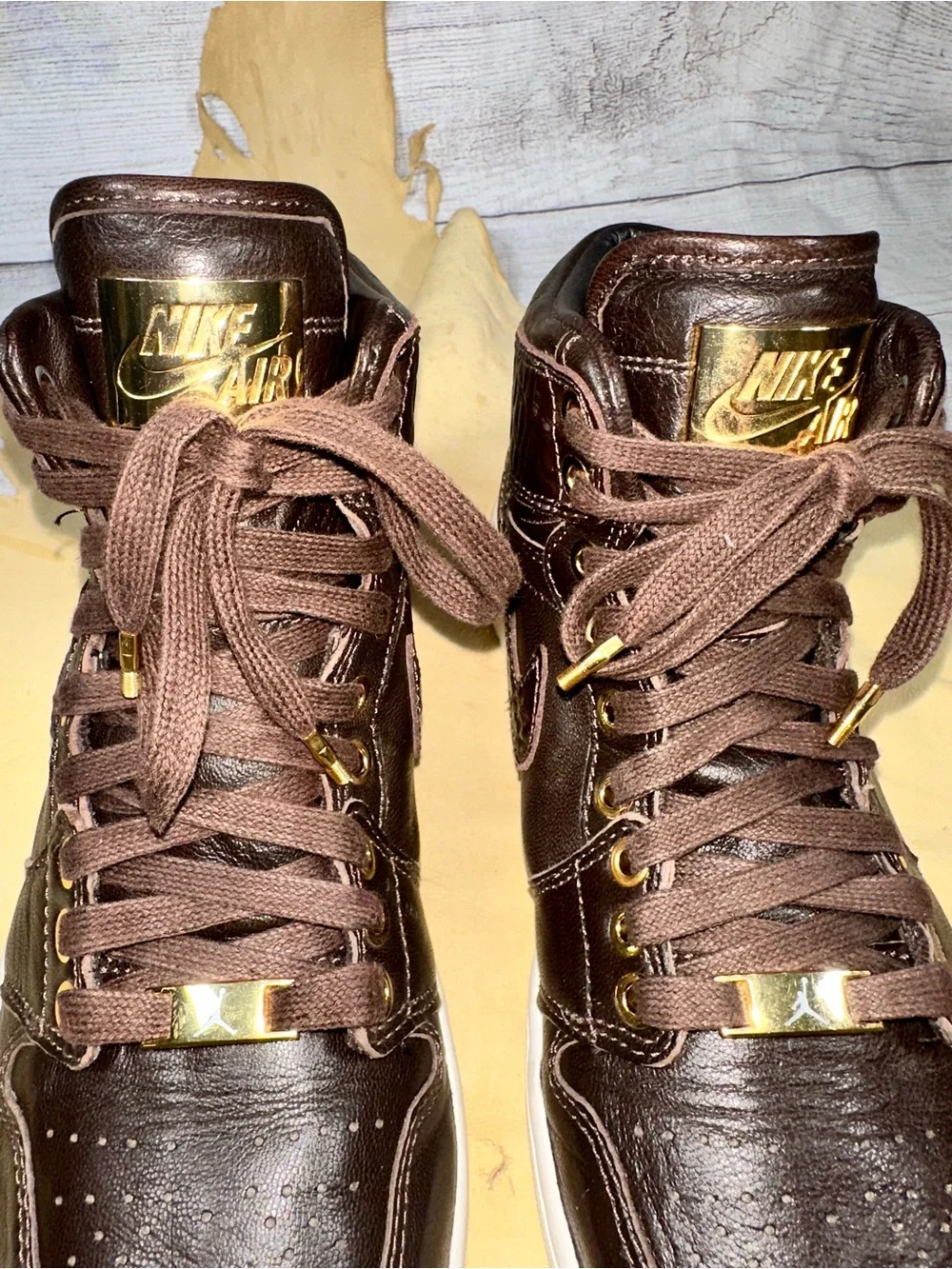 24K Gold Air Jordan 1 Retro High OG Pinnacle 'Croc' in Baroque Brown